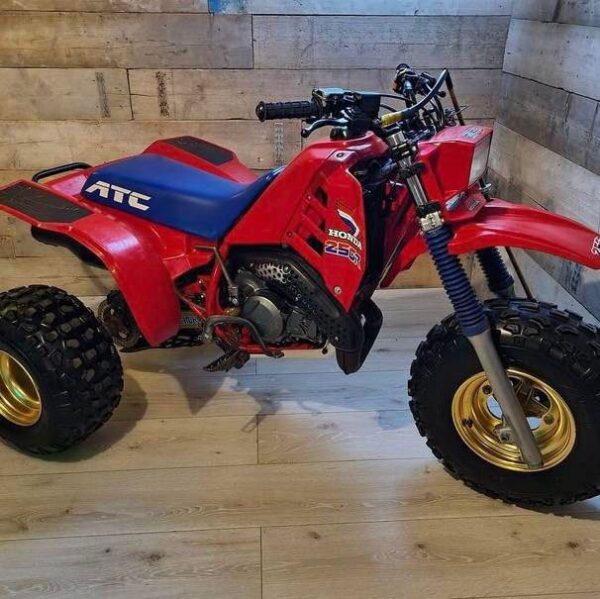 Honda 250r 1986. - Image 5