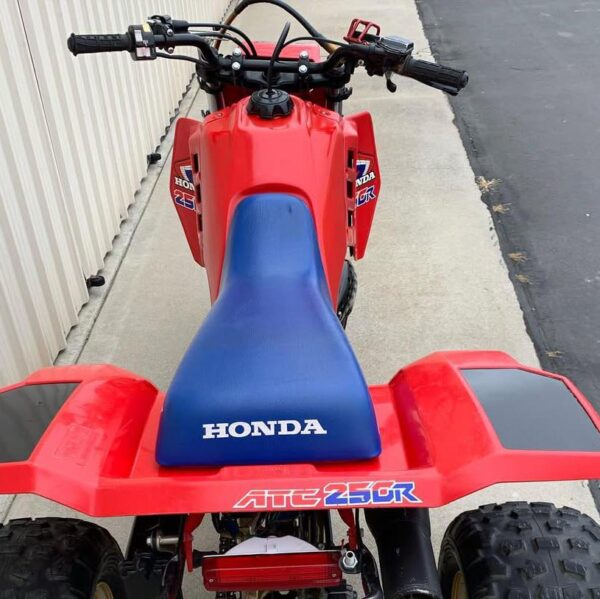 1986 atc250r - Image 3